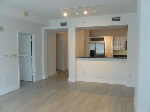 807s-7350 Sw 89th St, Miami, FL, 33156-7730 | Card Image