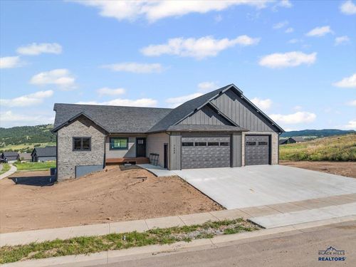 7668 Coley Rd, Spearfish, SD, 57783 | Card Image