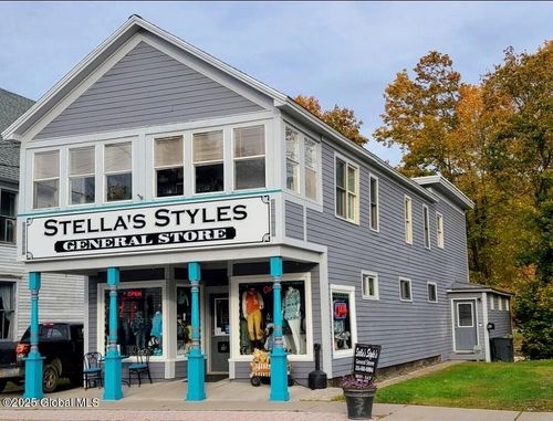 28 N Main St, Dolgeville, NY, 13329-1305 | Card Image