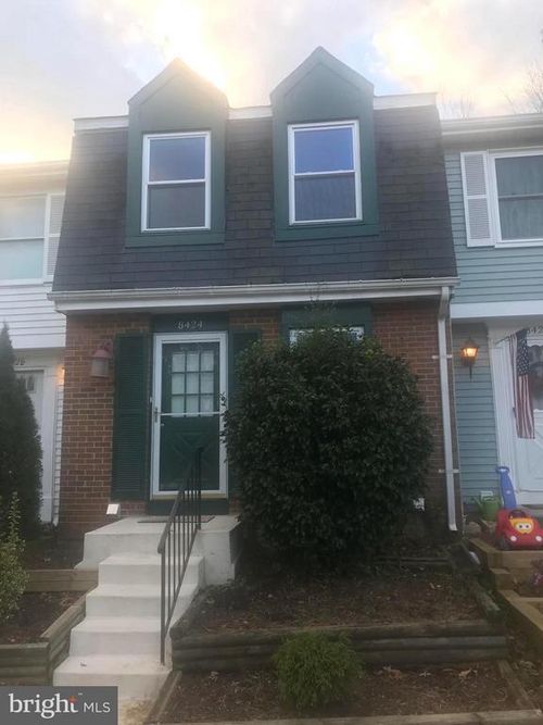 8424 Lazy Creek Ct, SPRINGFIELD, VA, 22153-3840 | Card Image