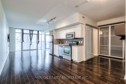 1115-103 The Queensway, Toronto, ON, M6S5B3 | Card Image