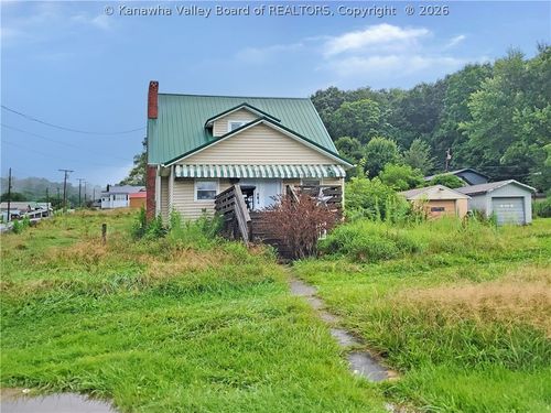 255 Maple Lane, Mount Hope, WV, 25880 | Card Image