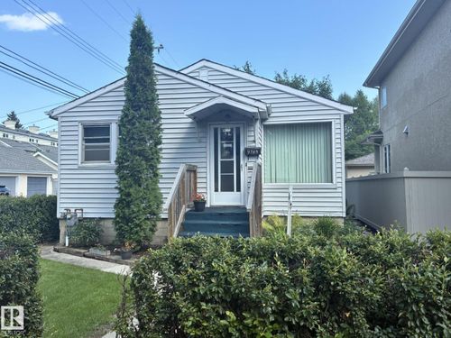 9745 94 St Nw, Edmonton, AB, T6C3W1 | Card Image