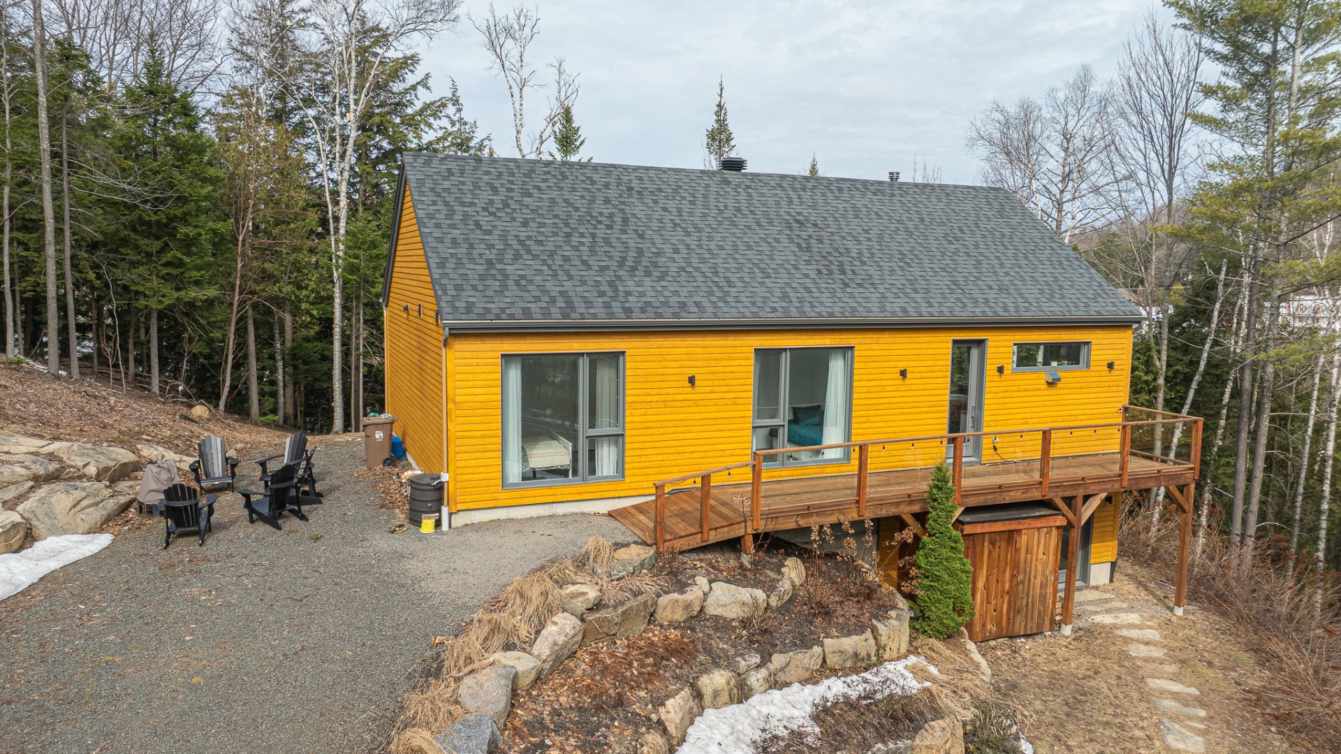 Residential in Saint-Sauveur
