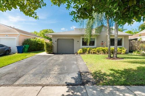 9831 Sw 58th Ct, Cooper City, FL, 33328-5734 | Card Image