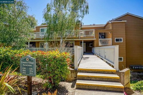 186 Farm Ln, Martinez, CA, 94553-4137 | Card Image