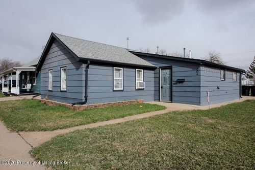 304 1st St Sw, Dickinson, ND, 58601-5535 | Card Image