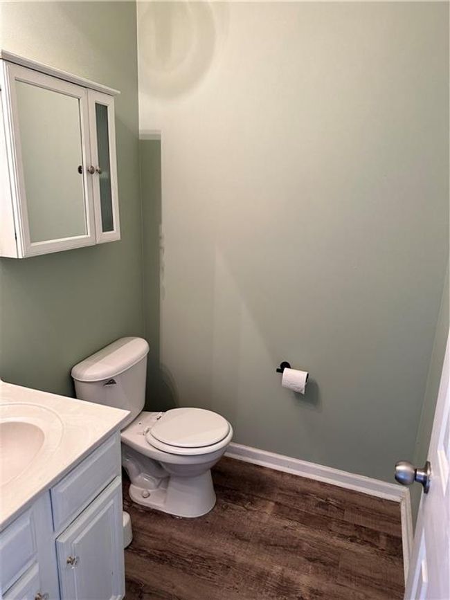 965 Tree Top Dr, House other with 4 bedrooms, 3 bathrooms and null parking in Suwanee GA | Image 21