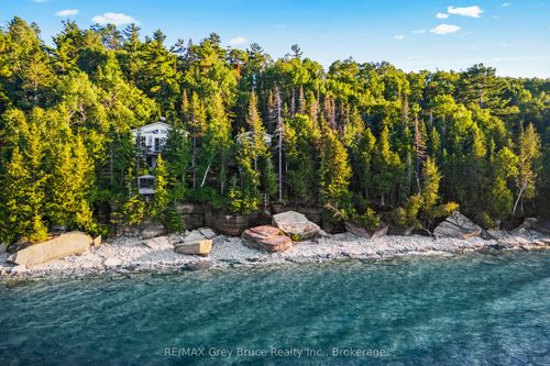 18 Cape Chin N Shore Road, Northern Bruce Peninsula, ON, N0H1Z0 | Card Image