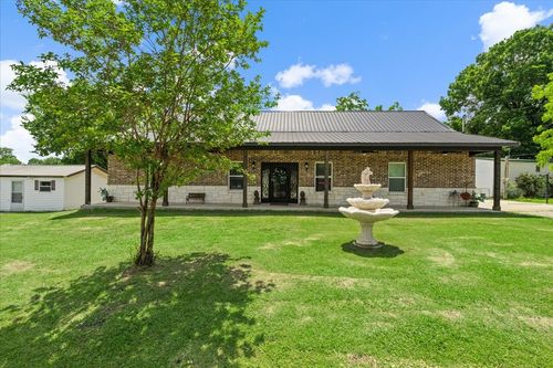 1026 S 28th St, Corsicana, TX, 75110-6216 | Card Image