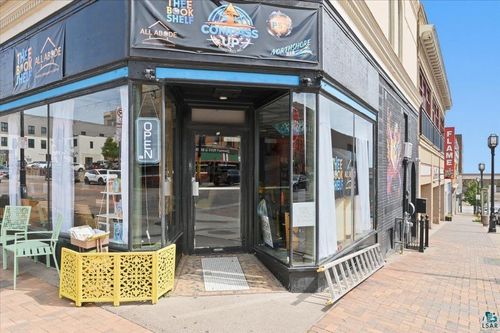 30 N 1st Ave W, Duluth, MN, 55802 | Card Image