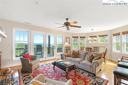 r1222-942 Ridge Haven Pkwy, Banner Elk, NC, 28604-6052 | Card Image