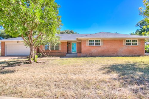 2202 Sul Ross St, San Angelo, TX, 76904-5308 | Card Image