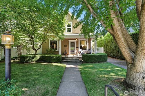 705 Pearson St, Walla Walla, WA, 99362-2336 | Card Image