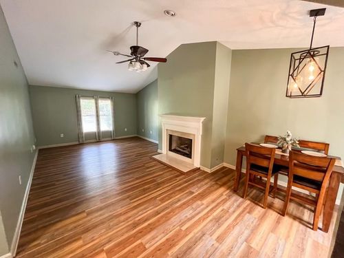 202 Montclair Dr, Calhoun, GA, 30701-2200 | Card Image