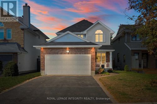 {{alt}} | Card Image