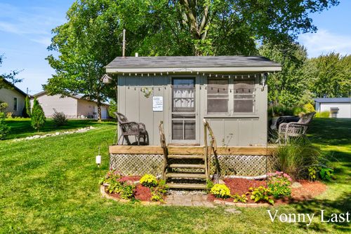 3484 W Loon Trl, Fremont, MI, 49412-9085 | Card Image