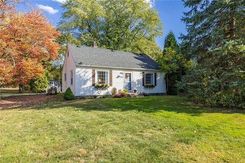 1986 Five Mile Line Rd, Penfield, NY, 14526-1054 | Card Image