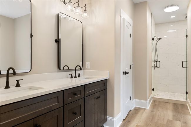 Master bath. | Image 23