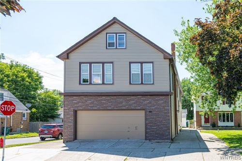 88 Schiller St, Buffalo, NY, 14206-1461 | Card Image