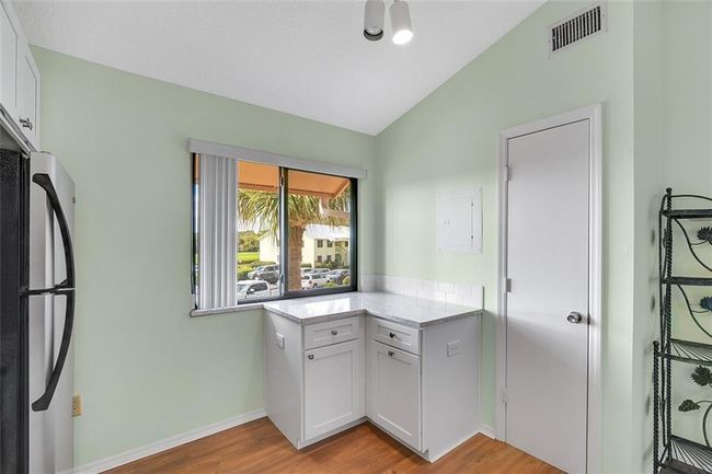APT-3 - 5720 Pelican Pointe Dr, Condo with 2 bedrooms, 2 bathrooms and null parking in Sebastian FL | Image 11