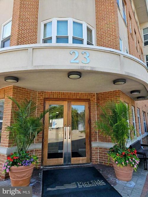 411-23 Pierside Dr, BALTIMORE, MD, 21230-5472 | Card Image