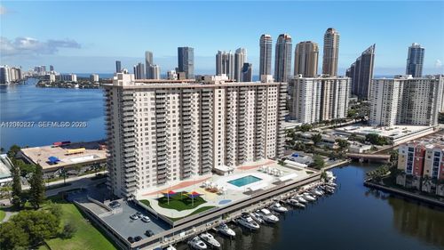 1211-250 174th St, Sunny Isles Beach, FL, 33160-3323 | Card Image
