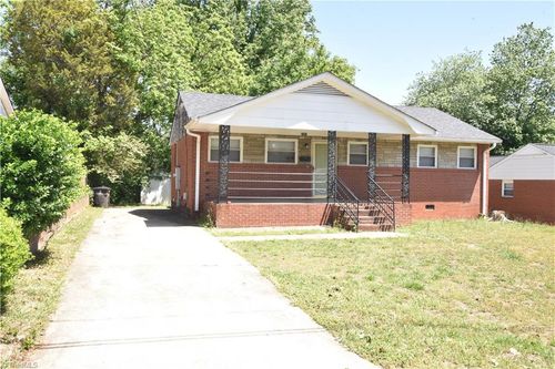 2301 Douglas Hill Dr, Winston-Salem, NC, 27105-5643 | Card Image