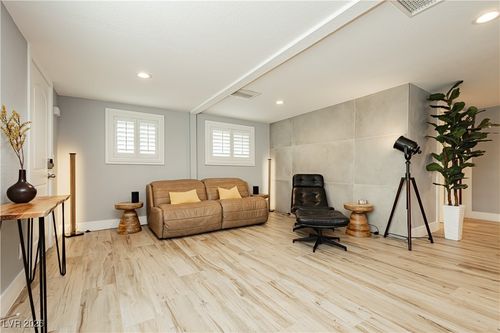 648 Avenue C, Boulder City, NV, 89005-2738 | Card Image