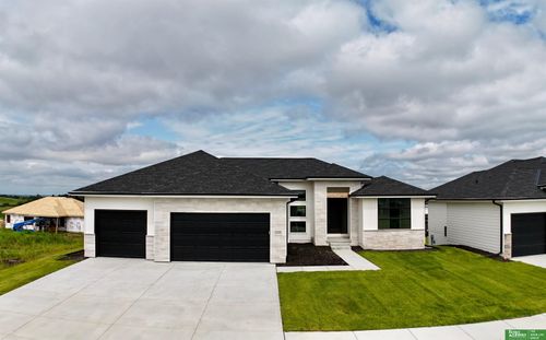 5430 N 212th Ave, Elkhorn, NE, 68022-5000 | Card Image