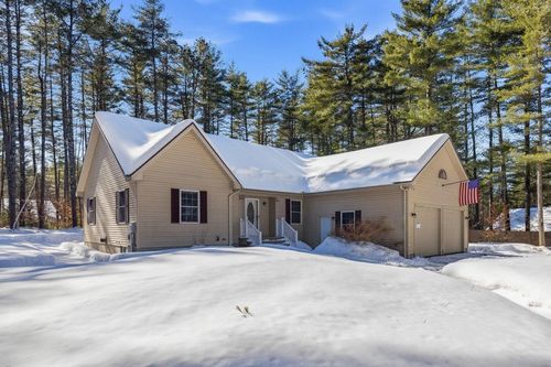 21 Barrington Cir, Center Ossipee, NH, 03814-7104 | Card Image