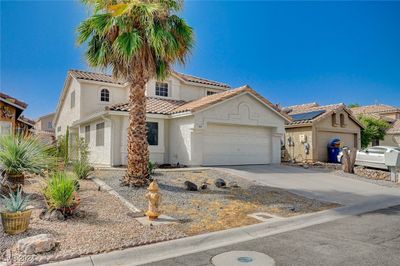 931 Single Tree Drive, House other with 4 bedrooms, 2 bathrooms and null parking in Las Vegas NV | Image 3