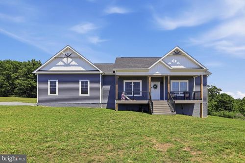 34 Hershel Ln, HEDGESVILLE, WV, 25427-7720 | Card Image