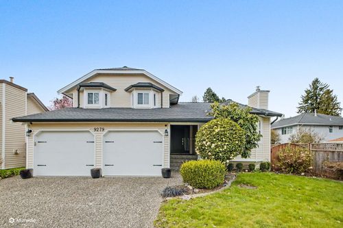 9279 156a St, Surrey, BC, V4N3B1 | Card Image