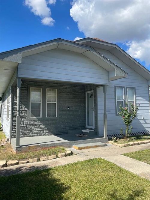 2211 17th St, Port Arthur, TX, 77640-3842 | Card Image