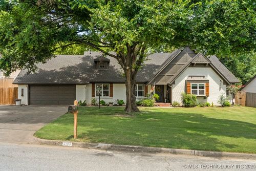 7127 S Birmingham Pl, Tulsa, OK, 74136-5514 | Card Image