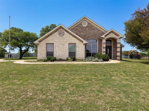 416 Fossil Rock Dr, Azle, TX, 76020-1358 | Card Image