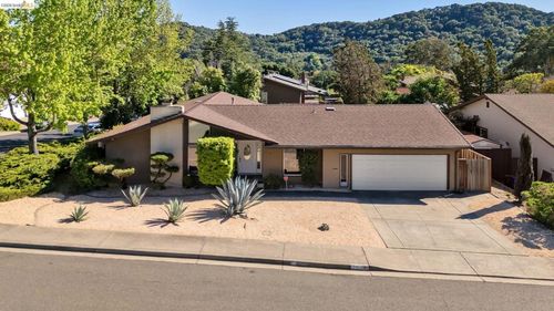 2651 Tamalpais Dr, Pinole, CA, 94564-1249 | Card Image