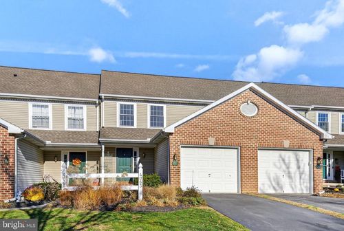 4063 Laurel Ln, MOUNT JOY, PA, 17552-9263 | Card Image