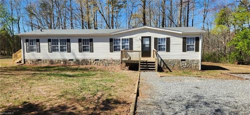 3730 Kathy Rd, Morganton, NC, 28655-9228 | Card Image