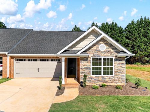 413 Amelia Springs Ln, Moore, SC, 29369-7804 | Card Image
