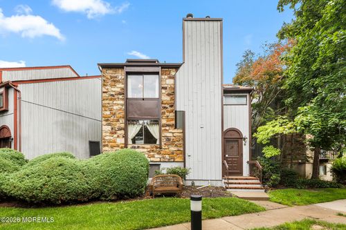 84 Diamond Ln, Old Bridge, NJ, 08857-3317 | Card Image