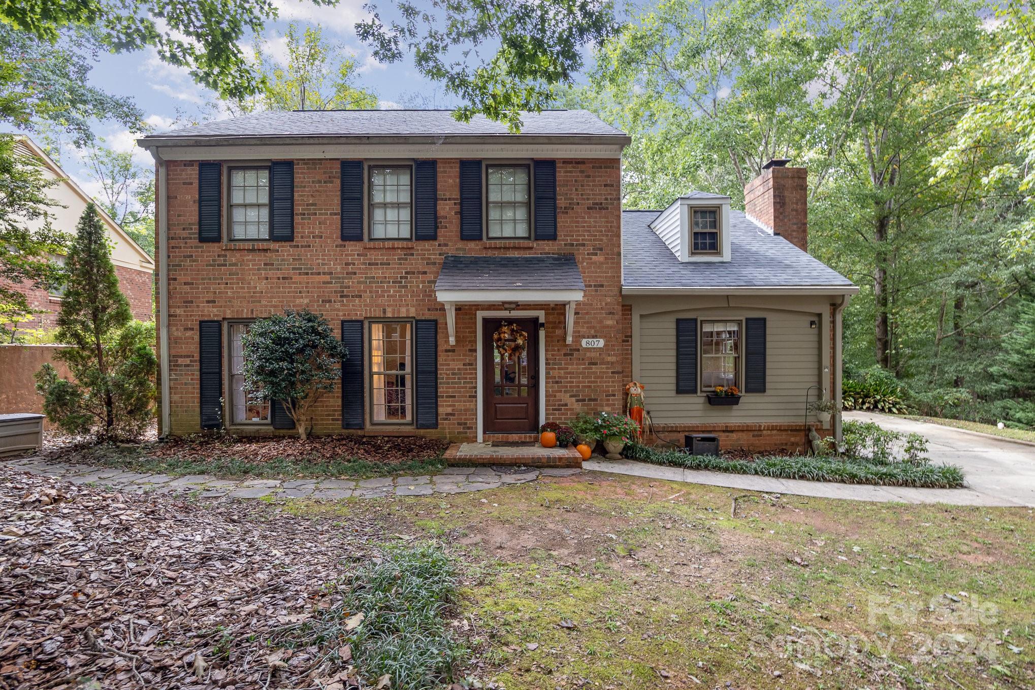 Odell Ct, Matthews, NC 28105