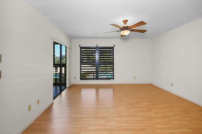 APT-201B - 162 Se Saint Lucie Blvd, Condo with 3 bedrooms, 2 bathrooms and null parking in Stuart FL | Image 13