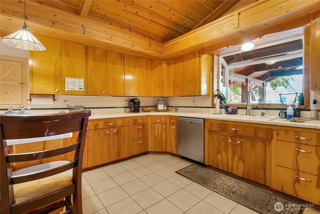 Huge kitchen with tons of storage | Image 9