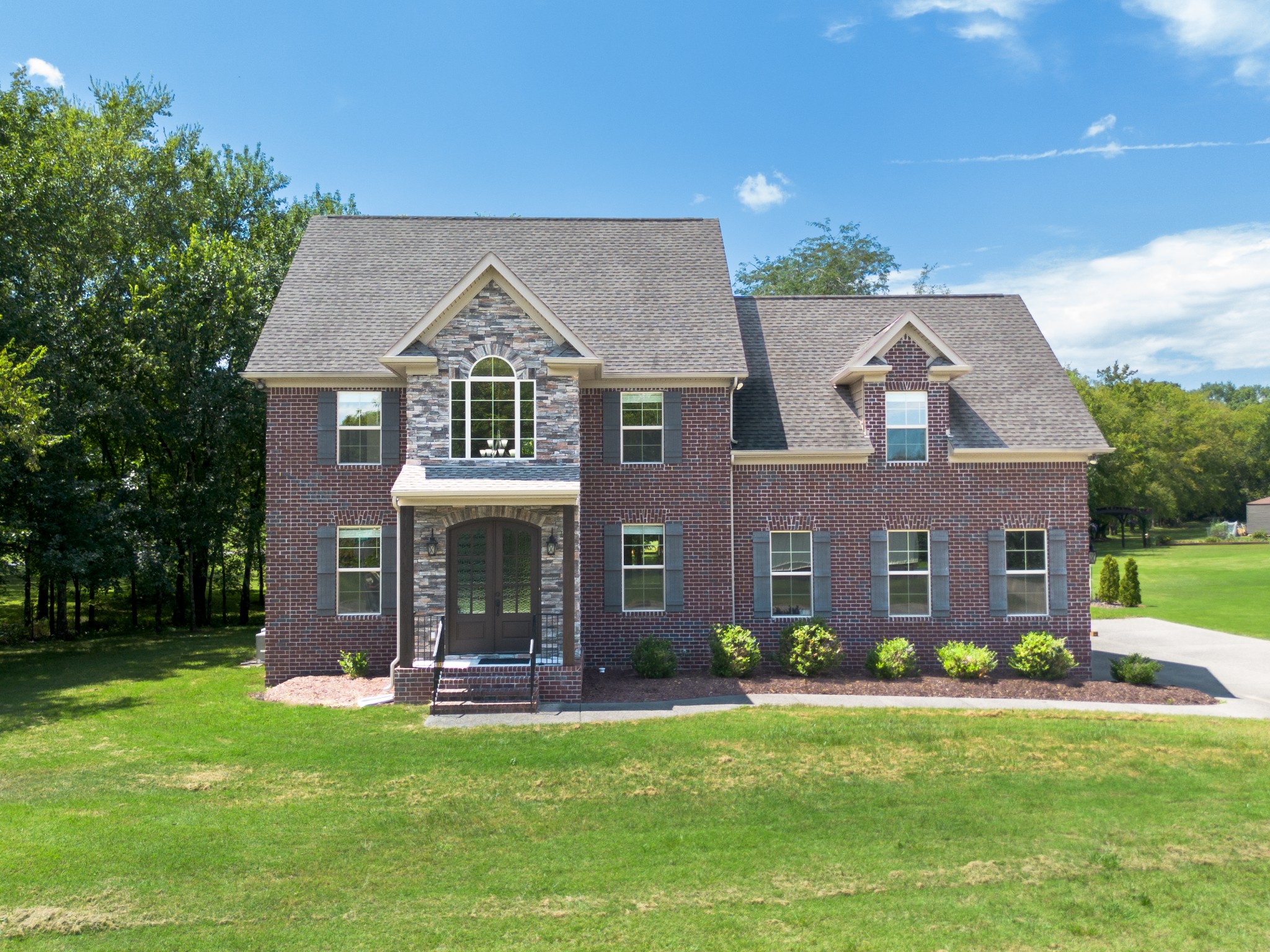 Oak Branch Dr, Columbia, TN 38401