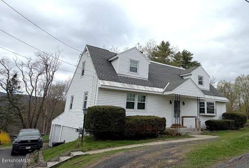 263 Walker St, North Adams, MA, 01247-2868 | Card Image