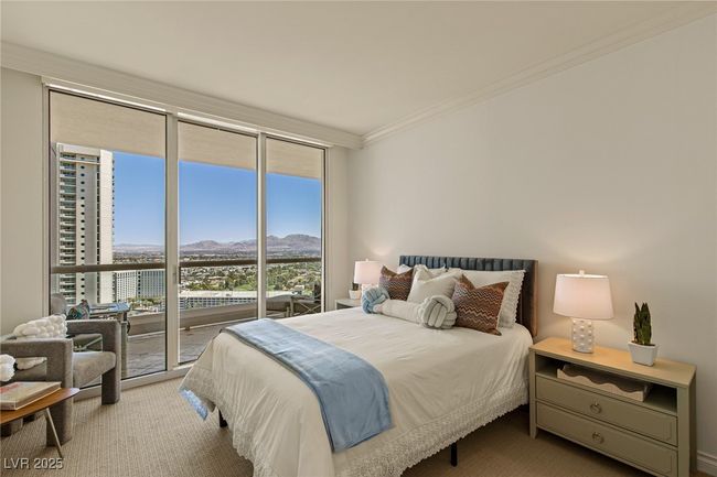 UNIT-2502 - 2877 Paradise Rd, Home with 3 bedrooms, 3 bathrooms and 1 parking in Las Vegas NV | Image 47