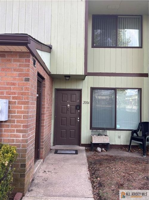 2004 Greenwood Dr, LINDENWOLD, NJ, 08021-6780 | Card Image
