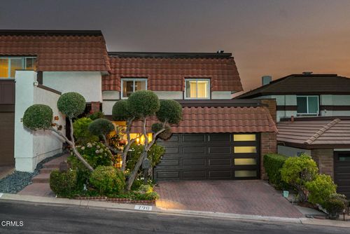 790 Starlight Heights Dr, La Canada Flintridge, CA, 91011-1834 | Card Image